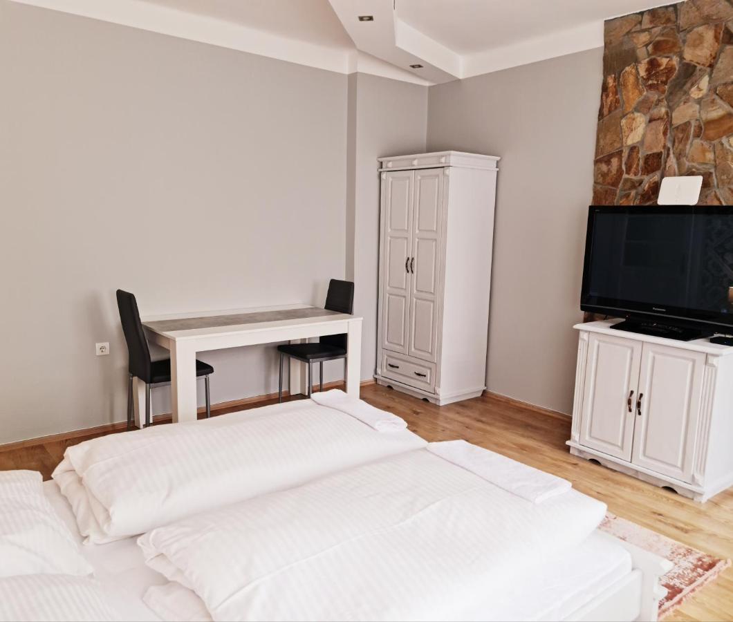 Huerrem Apartman Эгер Экстерьер фото